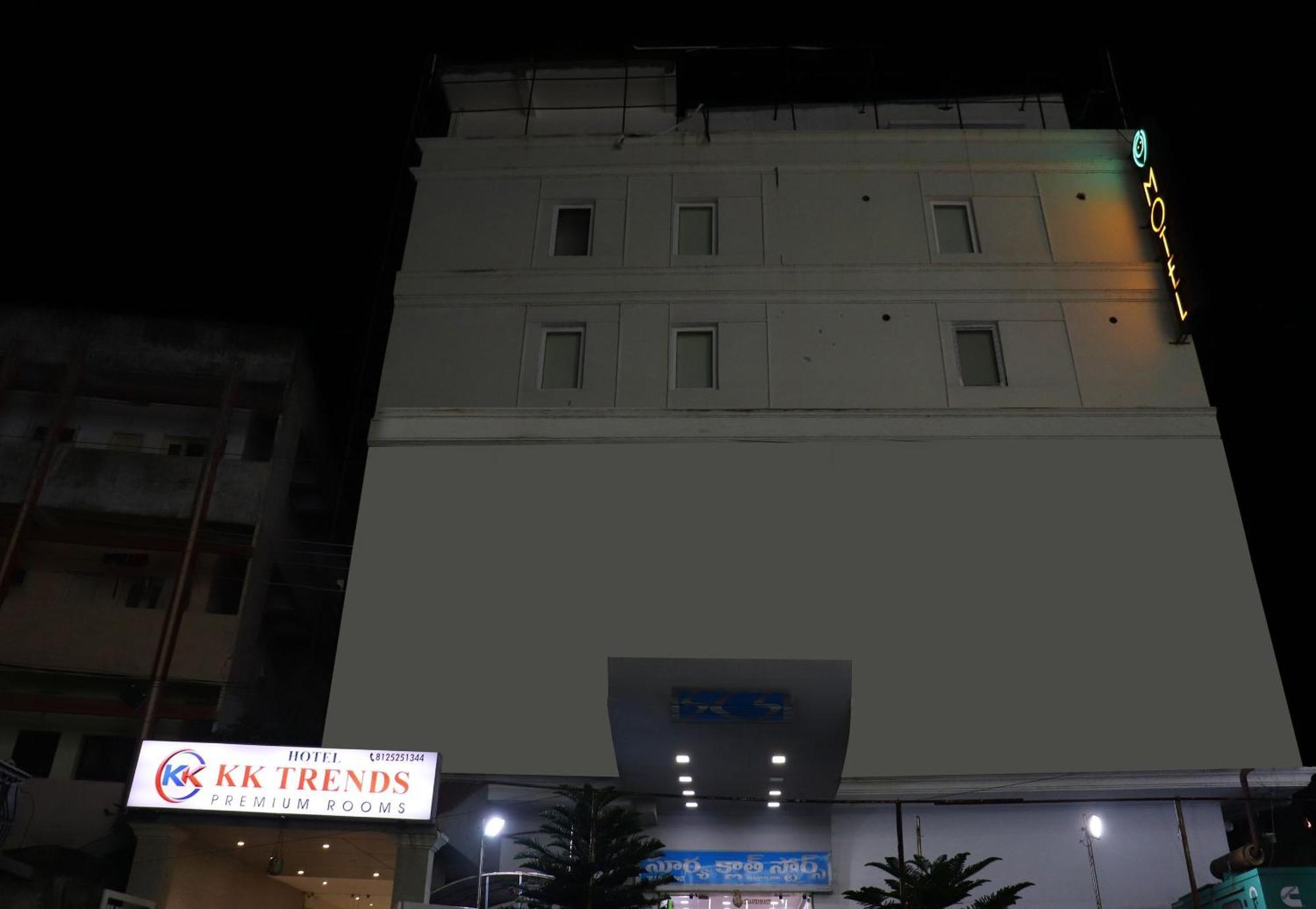 Collection O Kk Trends Hotel Vijayawāda Exterior photo